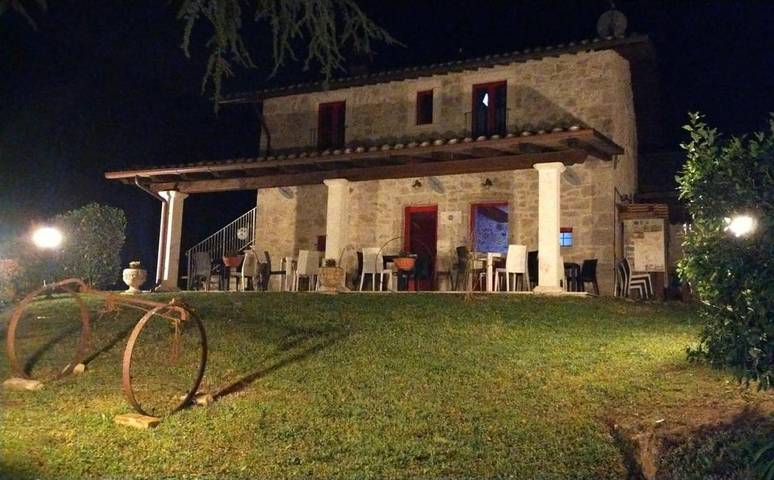 B&b per 2 persone, con Terrazza e Giardino nonché Piscina a Ascoli Piceno