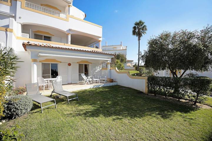 Ferienhaus für 4 Personen, mit Kinderpool und Garten in Lagoa - 3
