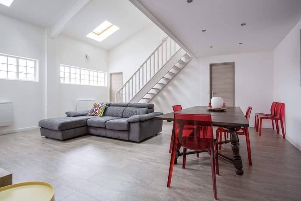 Maison de ville 100m2. 7 Lits in Bagnolet, Seine-Saint-Denis