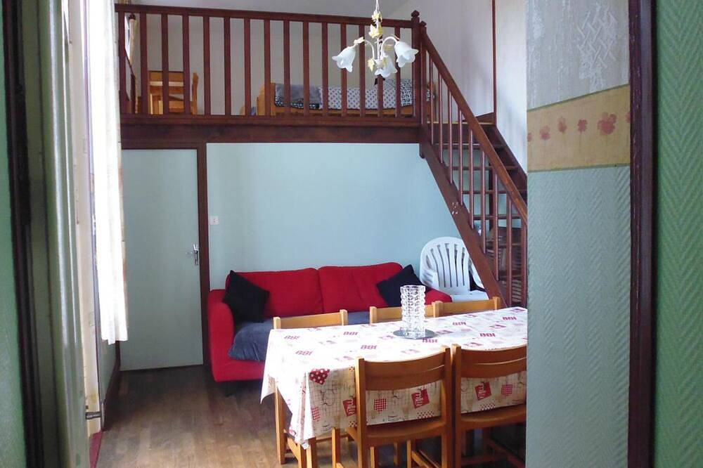 Maison mitoyenne à St-James, animaux admis, 2 pers. in Argouges, Région d'Avranches