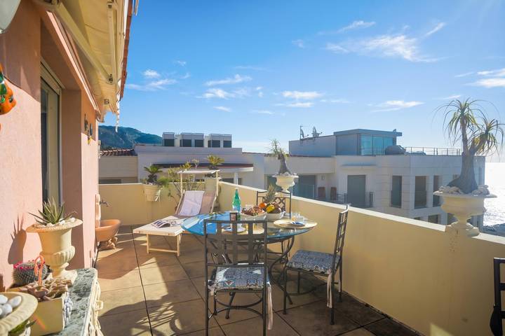 Gîte pour 4 personnes, avec terrasse et vue sur l’océan, animaux acceptés dans Plage Du Borrigo Menton - 2