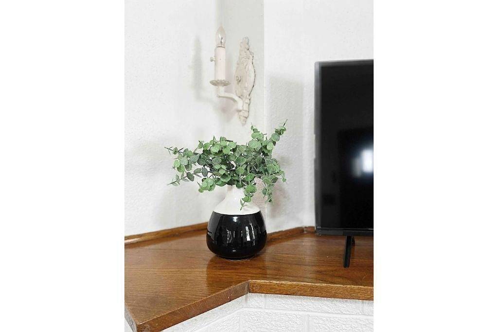 Riverside Home W/ Fenced yard + Weekly Discounts! in Wichita, Kansas