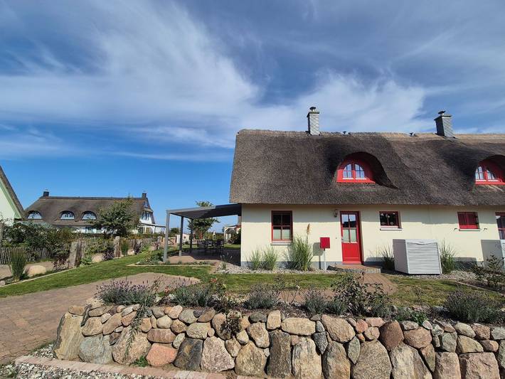Ferienhaus für 2 Personen, mit Terrasse und Seeblick sowie Garten, kinderfreundlich in Wismarer Bucht - 2