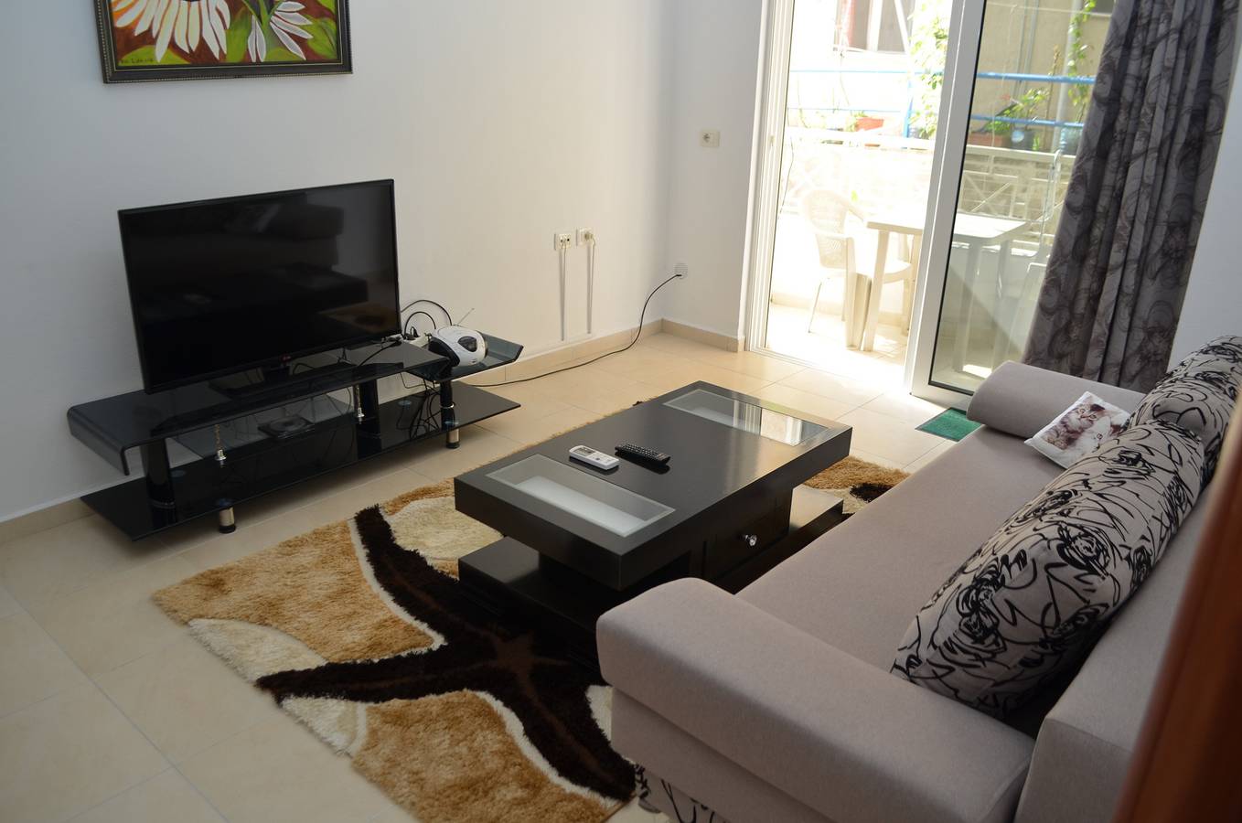 Ganze Wohnung, Ferienwohnung für 3 Personen mit Balkon in Sarandë, Vlorë