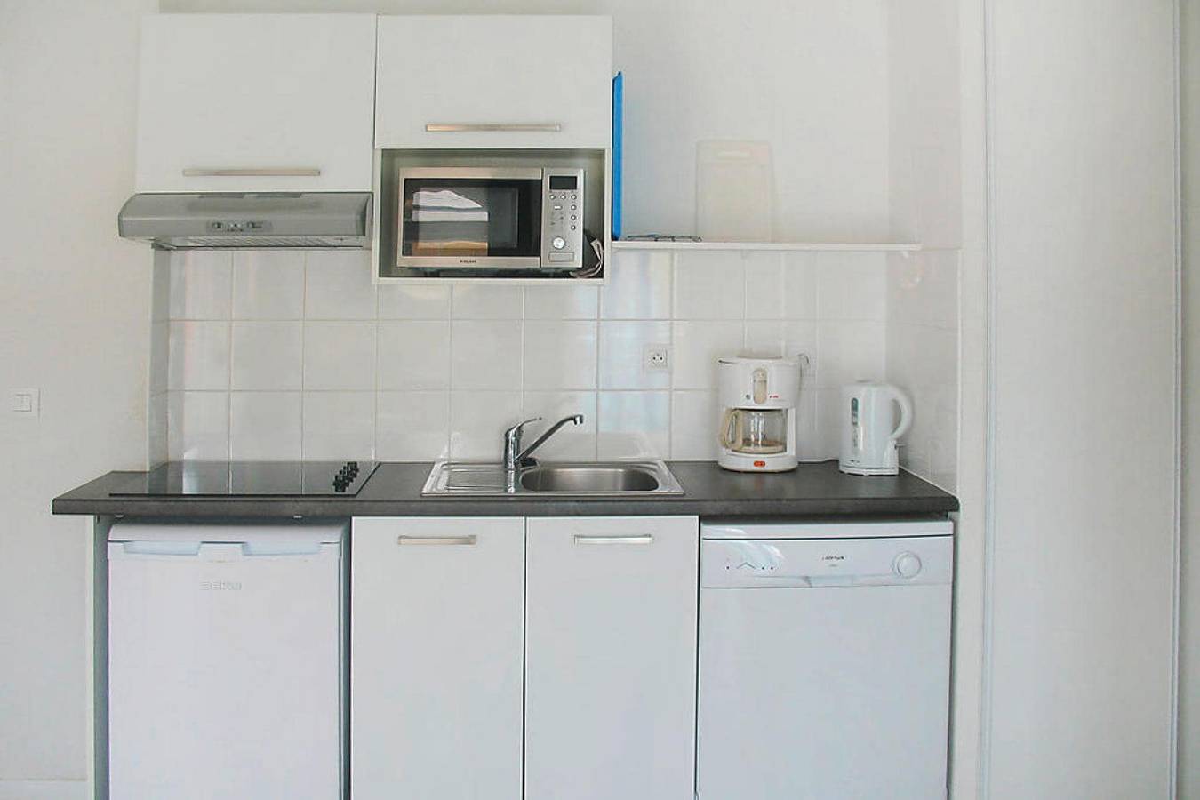 Apartamento entero, Retiro junto al mar con piscina en Normandía in Saint-Benoît-de-l'Aure, Región de Bayeux