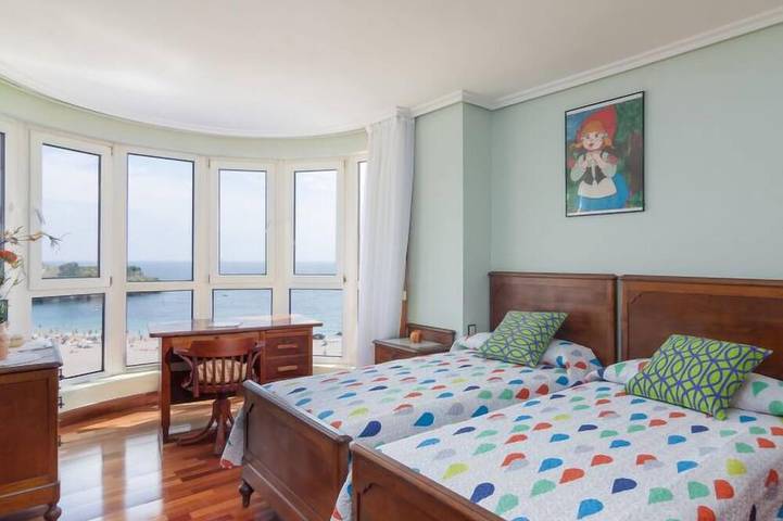 Ganze Wohnung, Ferienwohnung Rico in Playa de Ostende o Urdiales (Castro-Urdiales), Castro-Urdiales