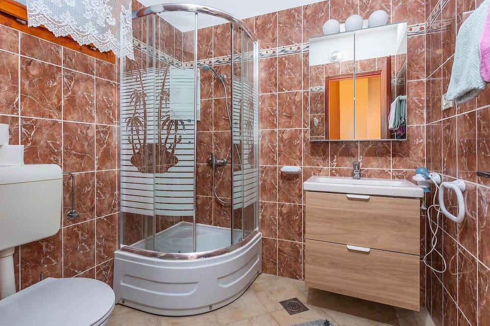 Cały apartament, Wspaniały apartament w Starej Bašce in Baska, Krk