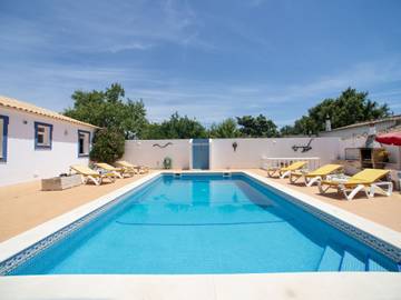 Ferienhaus für 8 Personen, mit Garten und Terrasse an der Algarve