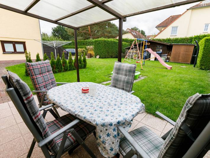 Ferienhaus für 4 Personen, mit Terrasse und Garten in Karlshagen - 2
