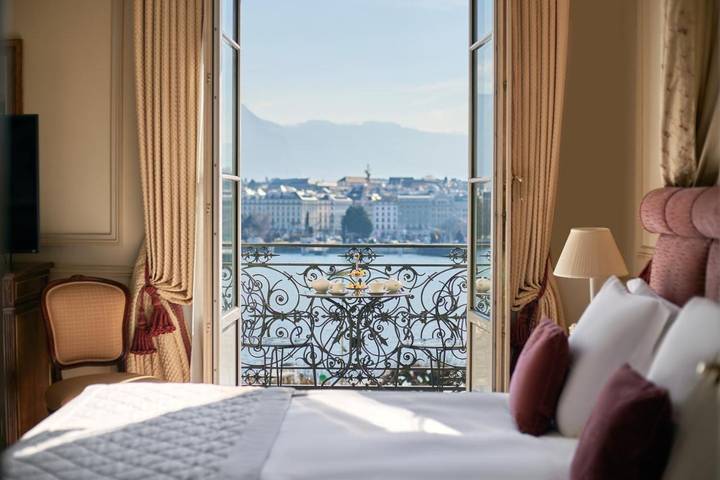 Hotel für 2 Personen, mit Whirlpool und Terrasse sowie Ausblick in Genf - 2