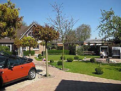 Ganze Ferienwohnung, Apartment im Hotel Insel Pension in Niebüll in Niebüll, Nordfriesland