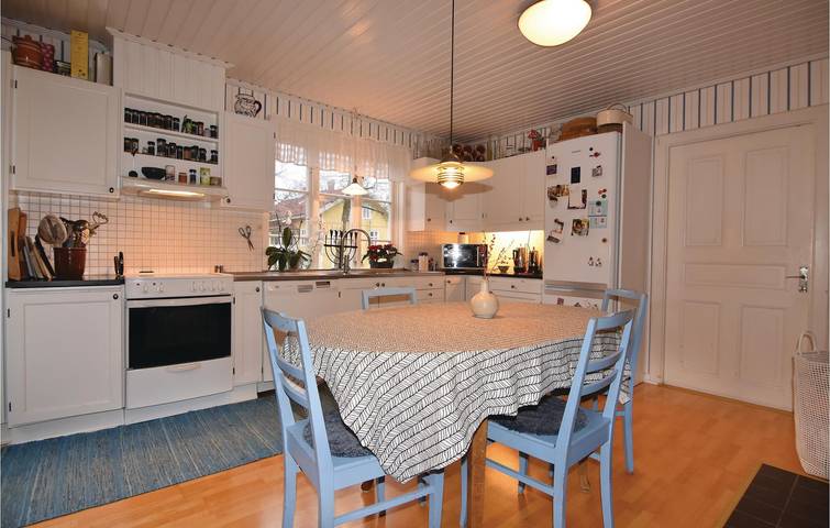 Ferienhaus für 7 Personen mit Garten in Dalsland