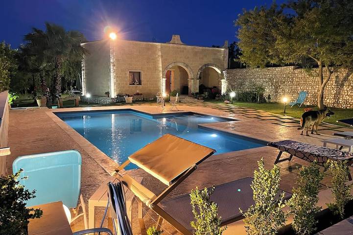 Ferienhaus für 6 Personen, mit Garten in Carpignano Salentino