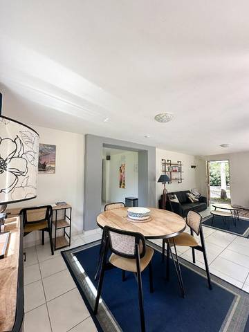 Maison d’hôte pour 5 personnes, avec vue et jardin, animaux acceptés à Le Coudray-Montceaux