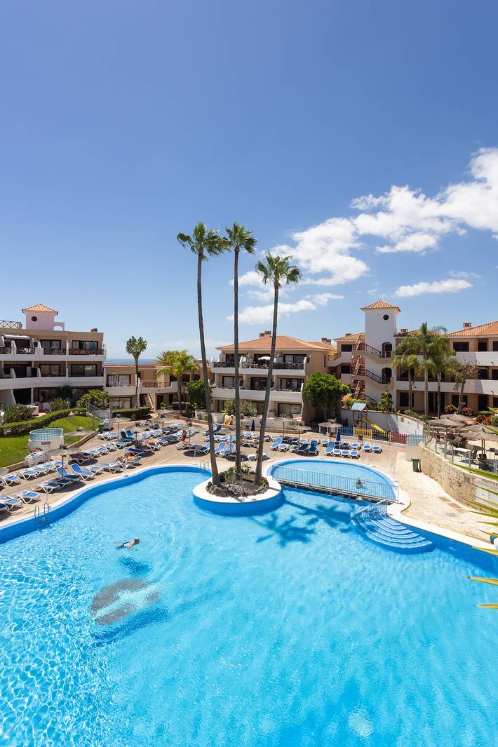 Holiday rental for 4 people, with Terrace and Garden as well as Children pool in Golf del Sur