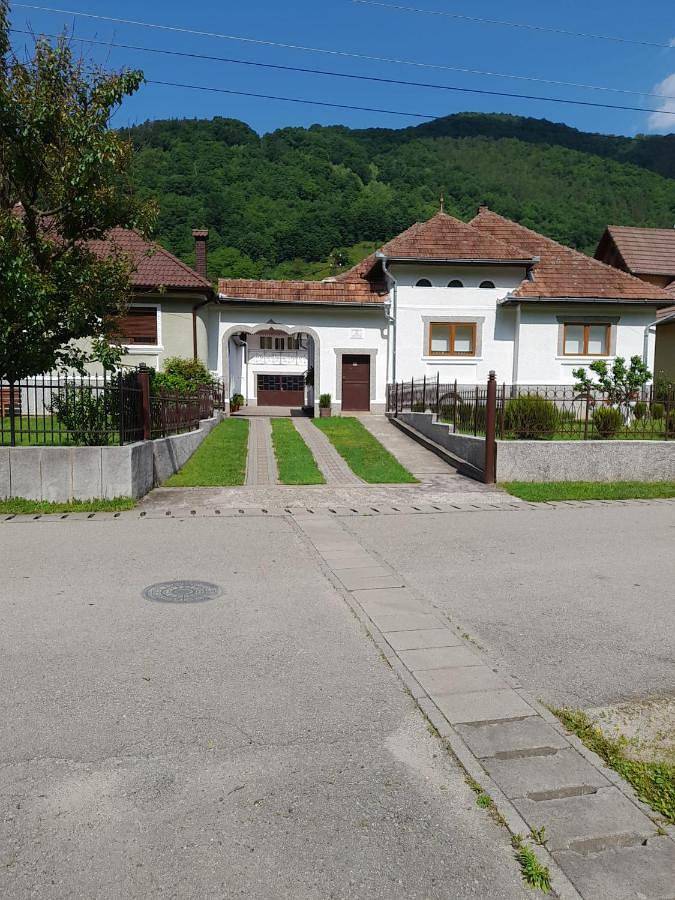 Gîte pour 2 personnes, avec vue ainsi que terrasse et jardin à Alba (Romania) - 2