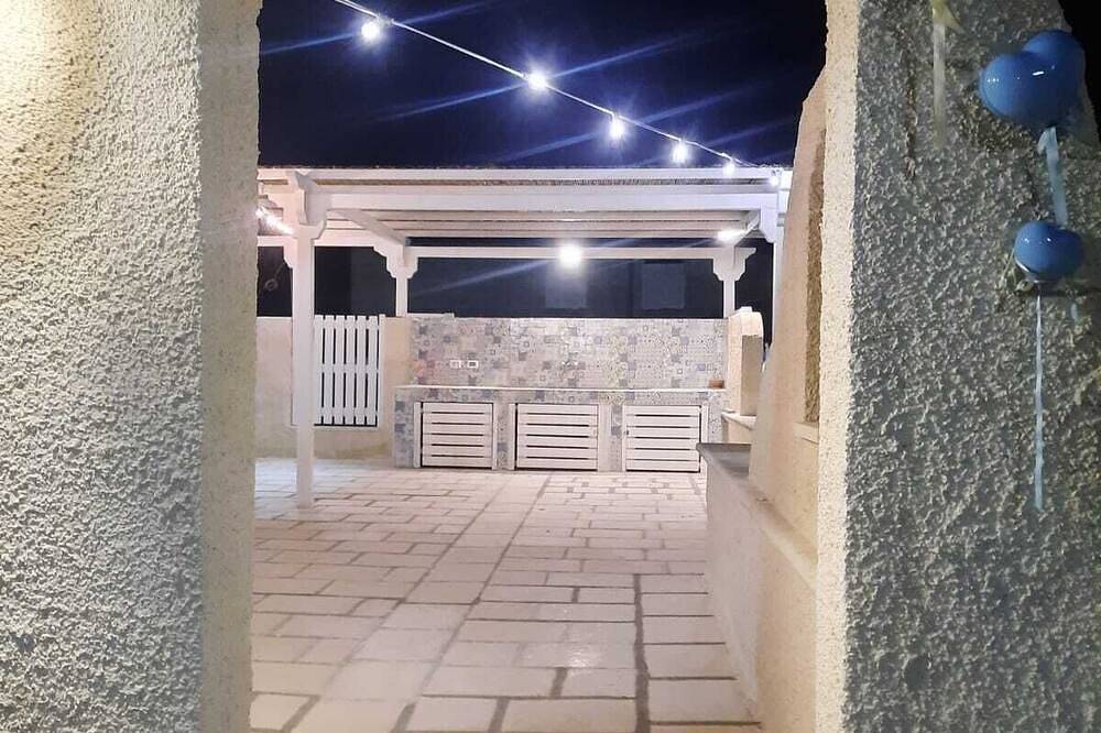 Appartamento intero, Casa vacanza Perla Bianca in Marina di Lizzano, Lizzano (disambigua)