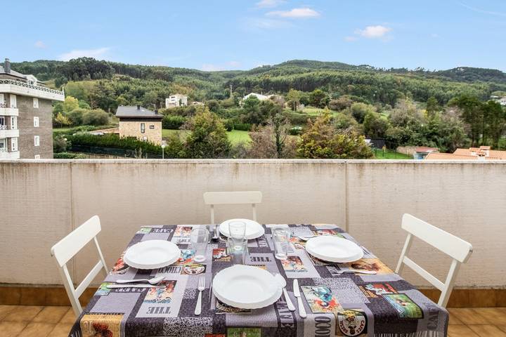 Apartamento entero, Ático 100m con terraza y piscina in Castro Urdiales (Cantabria), Castro Urdiales
