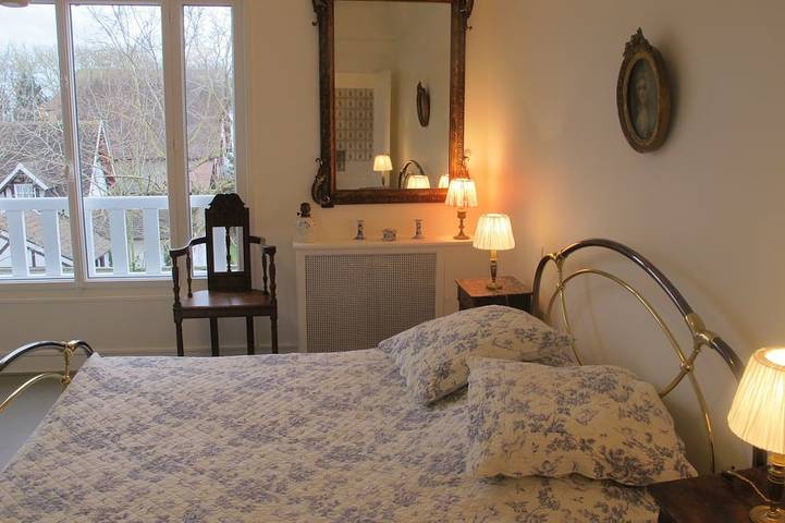 Location de vacances pour 6 personnes, avec terrasse et jardin, animaux acceptés dans Hippodrome de Deauville La Touques - 3