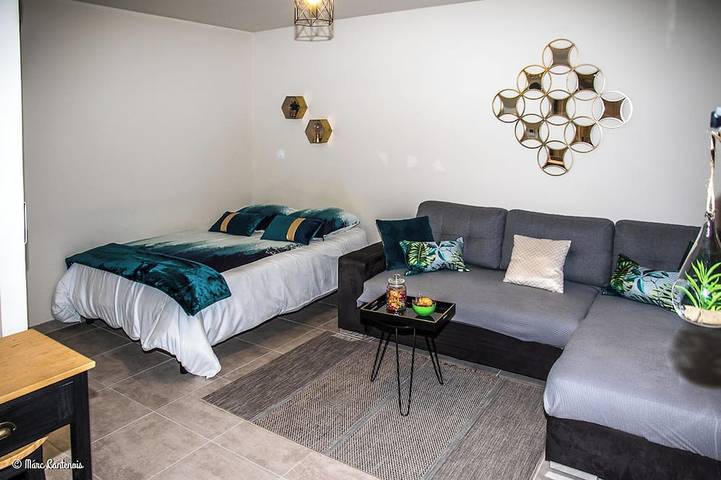 Gîte pour 2 personnes, avec jardin dans Abondant - 2
