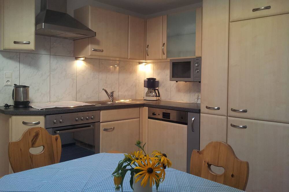 Ferienhaus mit Tieren und Kräutern in gesunder Natur in Glockturmkamm, Ried im Oberinntal