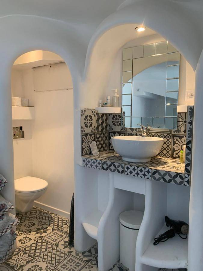 Gîte pour 5 personnes, avec Terrasse et Vue à Saint-Laurent-le-Minier - 3