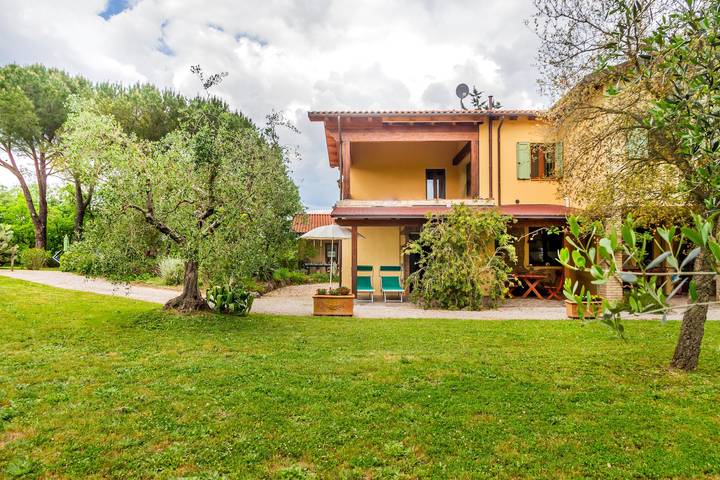 Ganze Wohnung, Ferienwohnung "Casa Le Basse - Vetulonia" mit Privatterrasse, Gemeinschaftsgarten und Wlan in Gavorrano, Grosseto Provinz