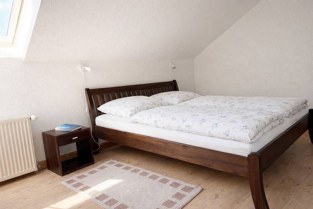 Ganze Wohnung, Hof Kracht – \"Königsstuhl\" Wohnung für 4(-6) Personen mit Balkon & Ostseeblick in Putgarten, Rügen