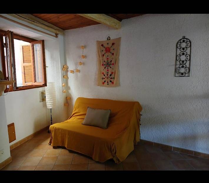 Gîte pour 2 personnes, avec vue et terrasse à Saint-Sauveur-sur-Tinée