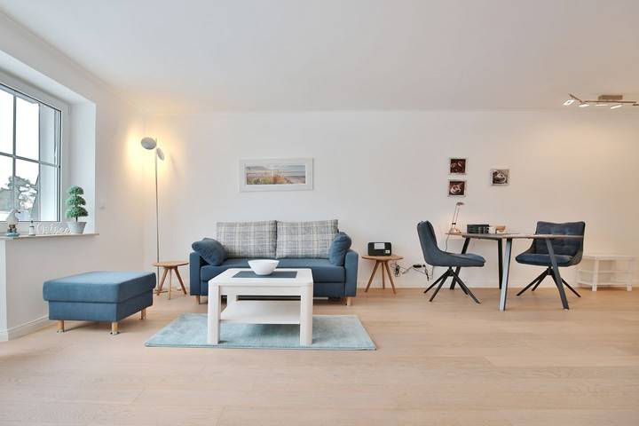 Ferienwohnung für 2 Personen, mit Balkon in Timmendorfer Strand