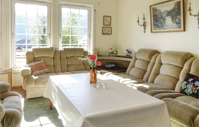 Ferienhaus für 6 Personen mit Terrasse in Rogaland