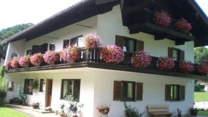 Ferienwohnung für 4 Personen, mit Balkon in Fischbachau - 2
