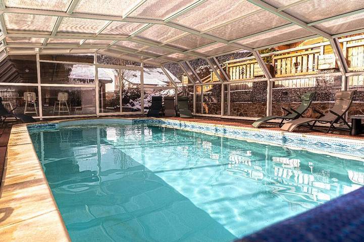 Chalet pour 18 personnes, avec jacuzzi ainsi que sauna et jardin