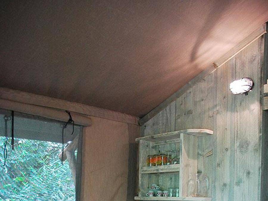 Camping les Pialades - Safarizelt 6 personen - Woody Lodge 50m² mit überdachter Terrasse - 3 Zimmer (mit Sanitäranlagen) in Nabirat, Périgord Noir