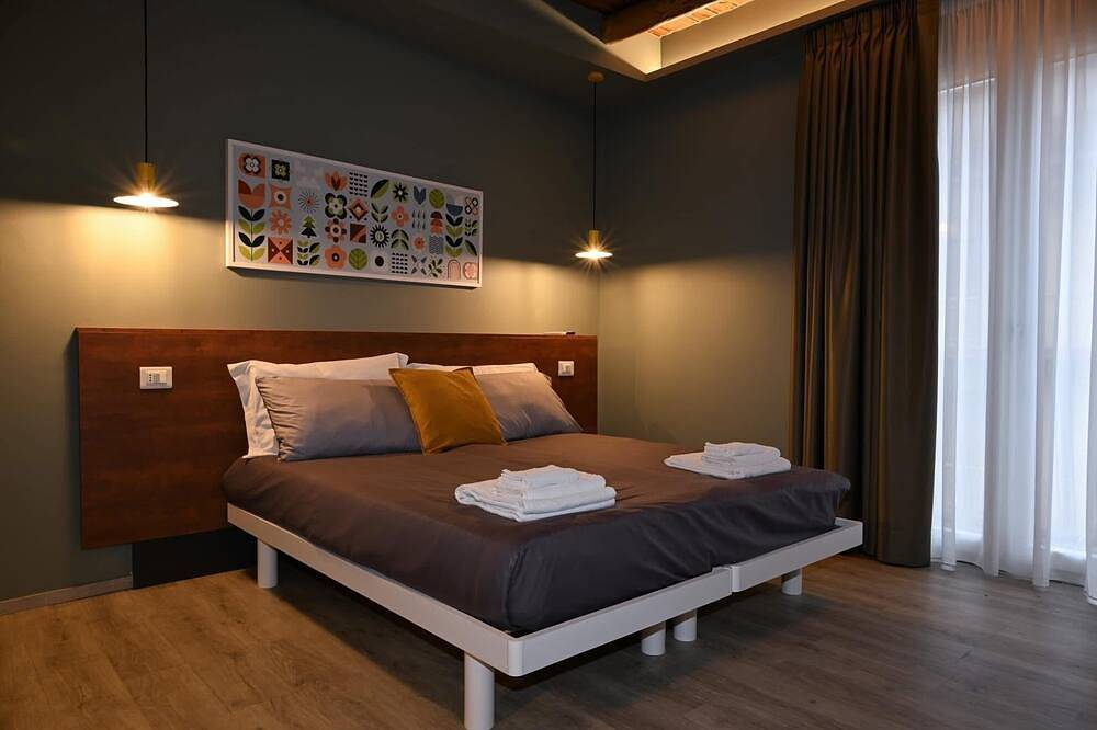 La Maison Cozy guesthouse within walking distance of the famous Pertosa Caves in Polla, Cilento