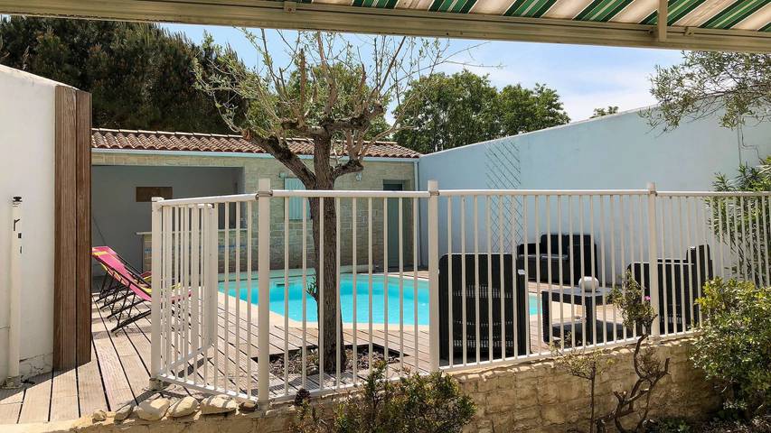 Gîte pour 8 personnes, avec piscine et jardin à Rivedoux-Plage - 2