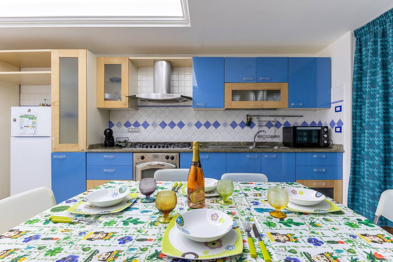 Appartement entier, « Casa Carolina » avec Wi-Fi et climatisation in Pozzallo, Province de Ragusa