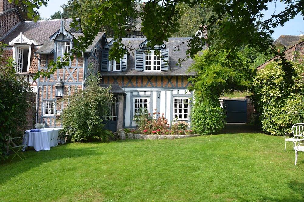 Petite maison de charme avec jardin in Veules-les-Roses, Région de Dieppe