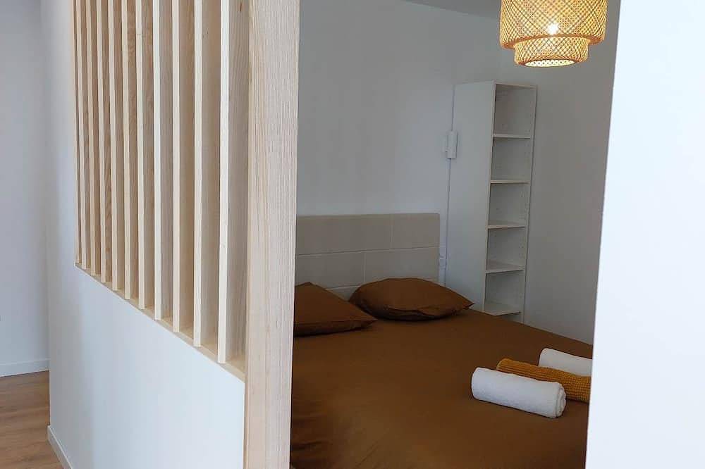 Entire apartment, La Villa Bompard 48m² Cœur de Ville Avec Terrasse in Rodez, Massif Central