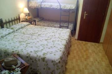 Villa pour 13 Personnes dans Terres de l'Èbre, Costa Dorada, Photo 1