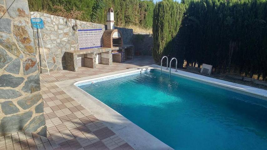 Apartamento de vacaciones para 9 personas, con vistas además de jardín y piscina, Se admiten mascotas - 1