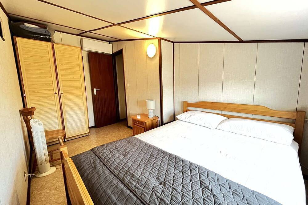 Villa airconditioned located in the secured residence \"Les Tamaris\" only 350m from the sea, wifi,... in Portiragnes Plage, Portiragnes