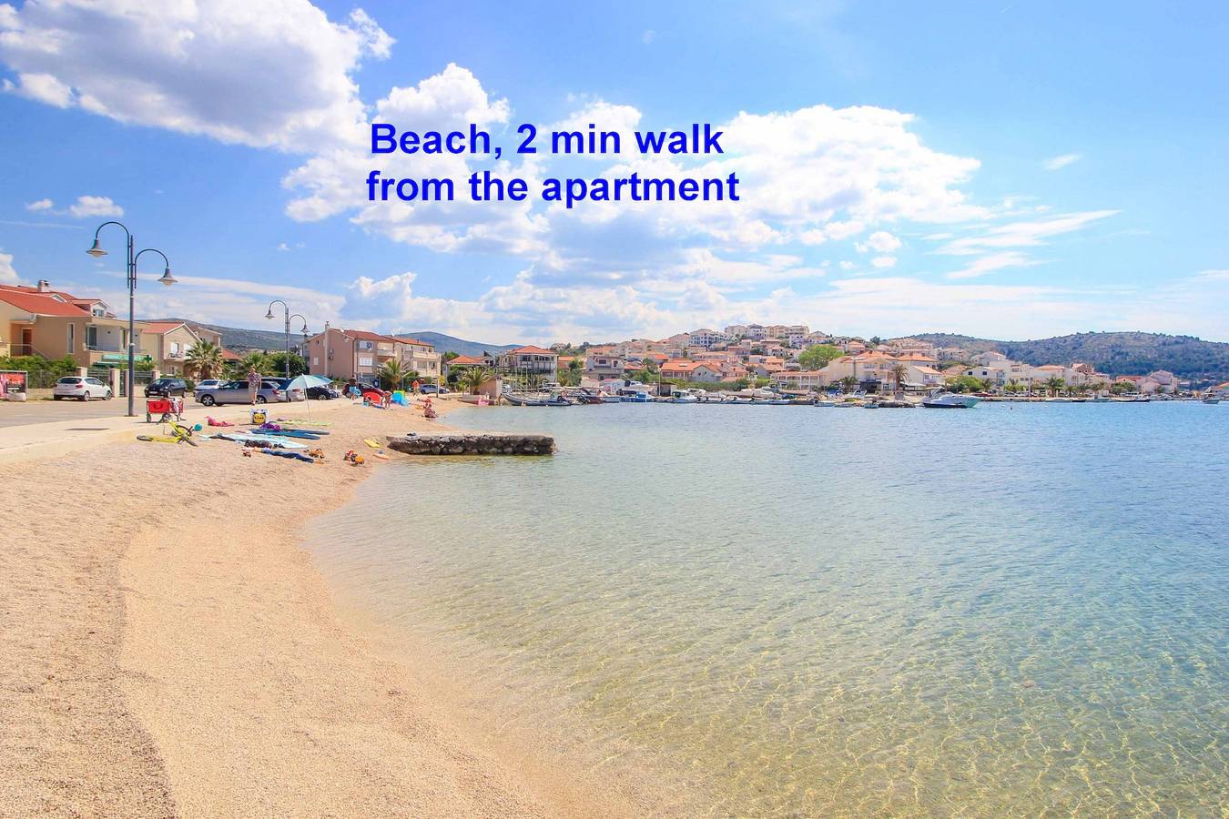 Apartamento vacacional entero, Seafront apt with terrace, 4 bedrooms and mooring in Rogoznica, Condado de Šibenik-Knin