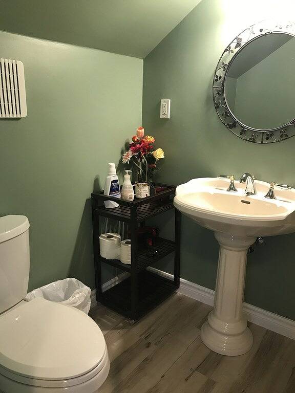 Niagarafälle . Kanada. Berufung nach Hause in Niagara Falls, Niagara Fälle