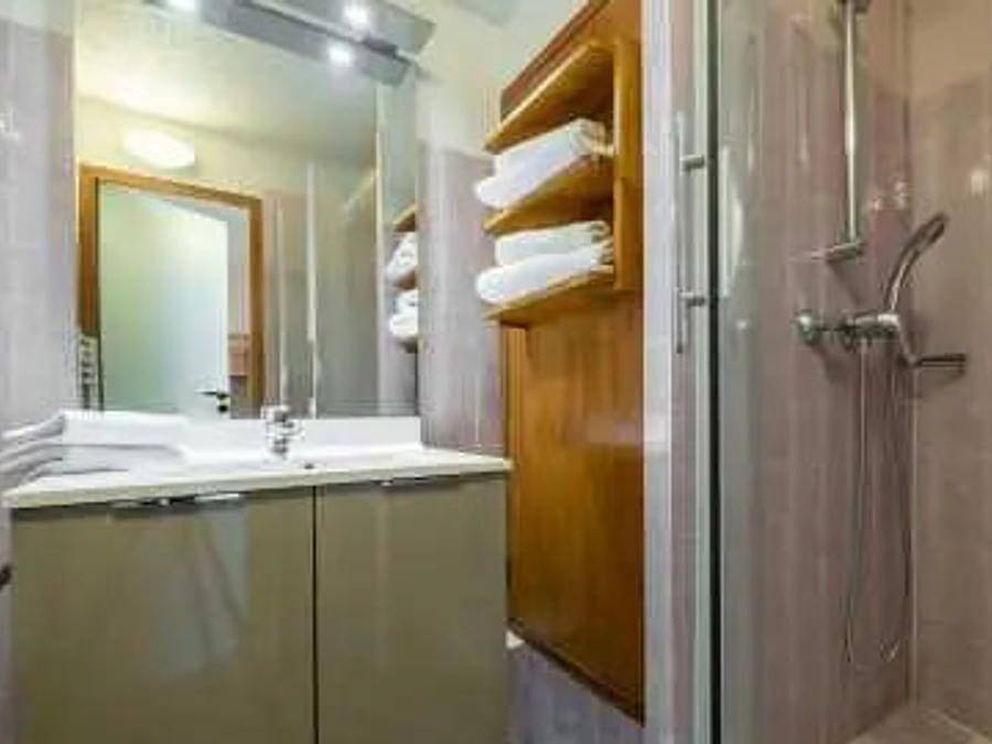 Vvf Villages - Le Parc de la Vanoise - Lanslevillard - Appartamento 7 persone - "Le Haut" 3 camere in Lanslevillard, Regione di Saint-Jean-de-Maurienne