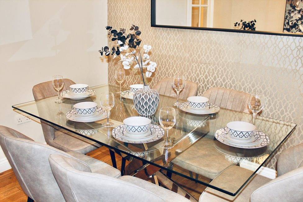 A peaceful home with a garden in Reading, Berkshire