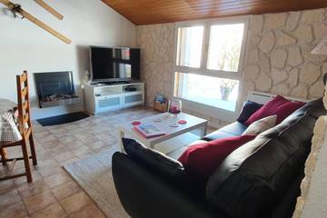 Gîte pour 3 personnes, avec jardin à Lamoura