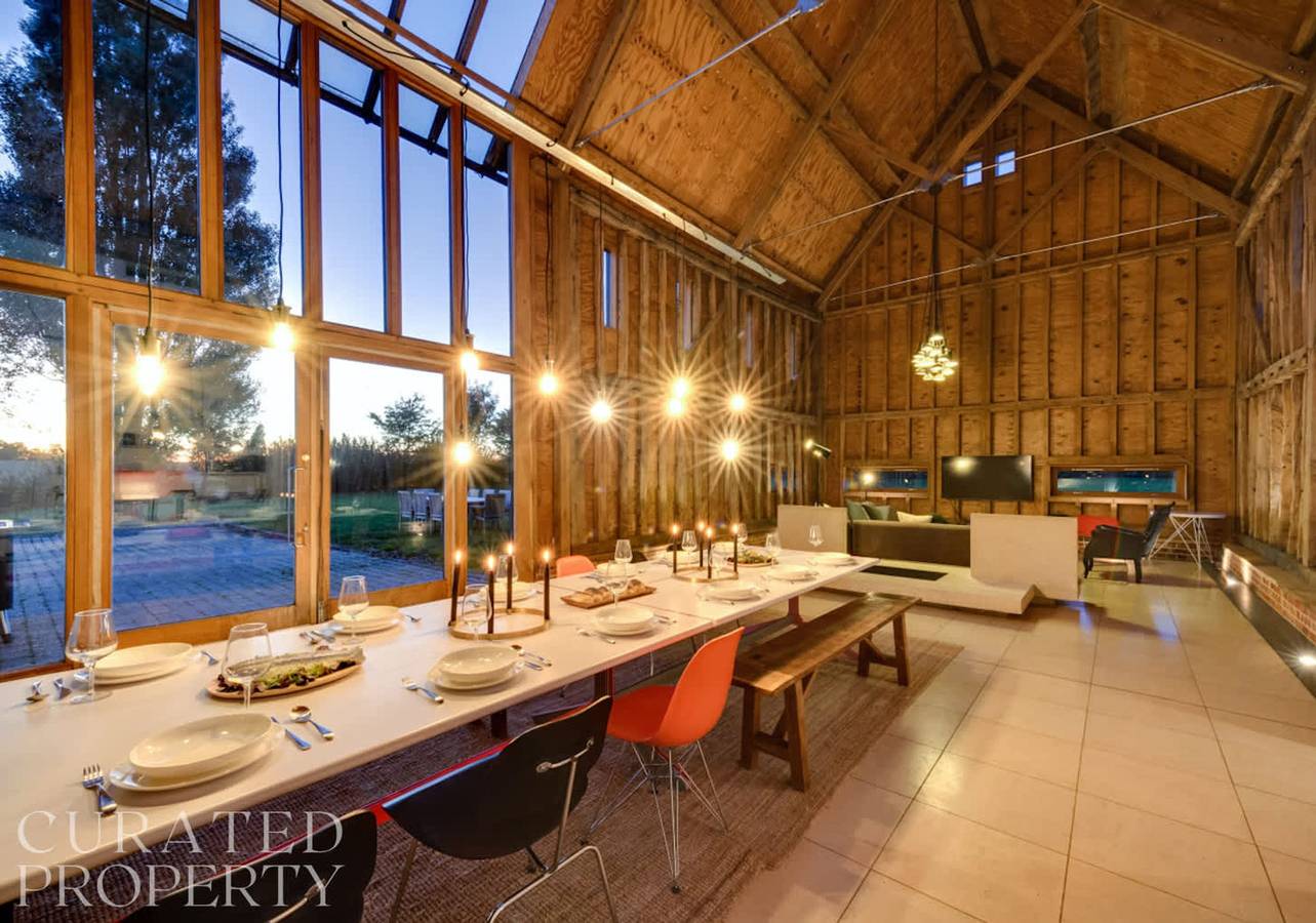 Entire apartment, Grand Suffolk Barn Conversion in Suffolk