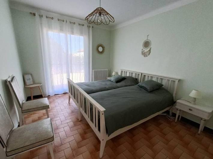 Location de vacances pour 11 personnes, avec balcon et jardin à Bompas - 3