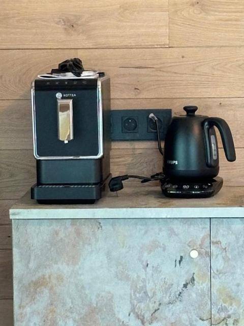 Club vacances pour 2 personnes, avec jardin ainsi que piscine et vue, animaux acceptés en Dordogne - 2